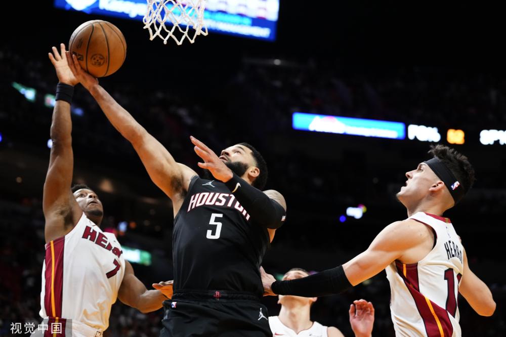 专家：国家德比VAR说“谢天谢地”是庆幸没有看漏手球.